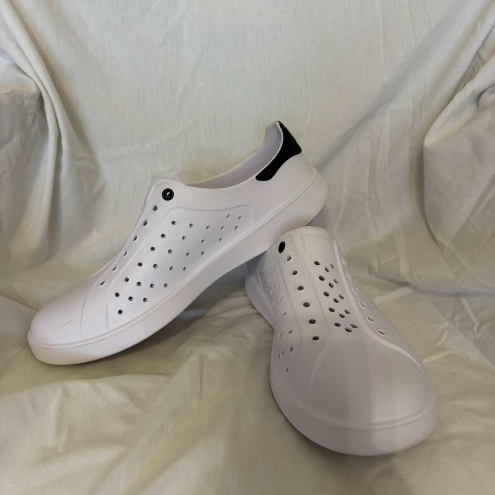 People Footwear White Slip-On Ventilated Foam Shoes Men's Size 11 Minimalist